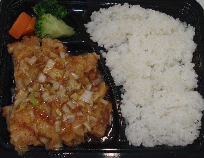 日替油淋鶏　５５０円